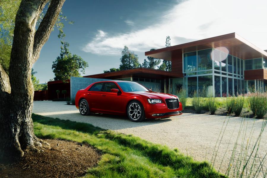  Chrysler 300C S 2015 года  (фото 45 из 59)